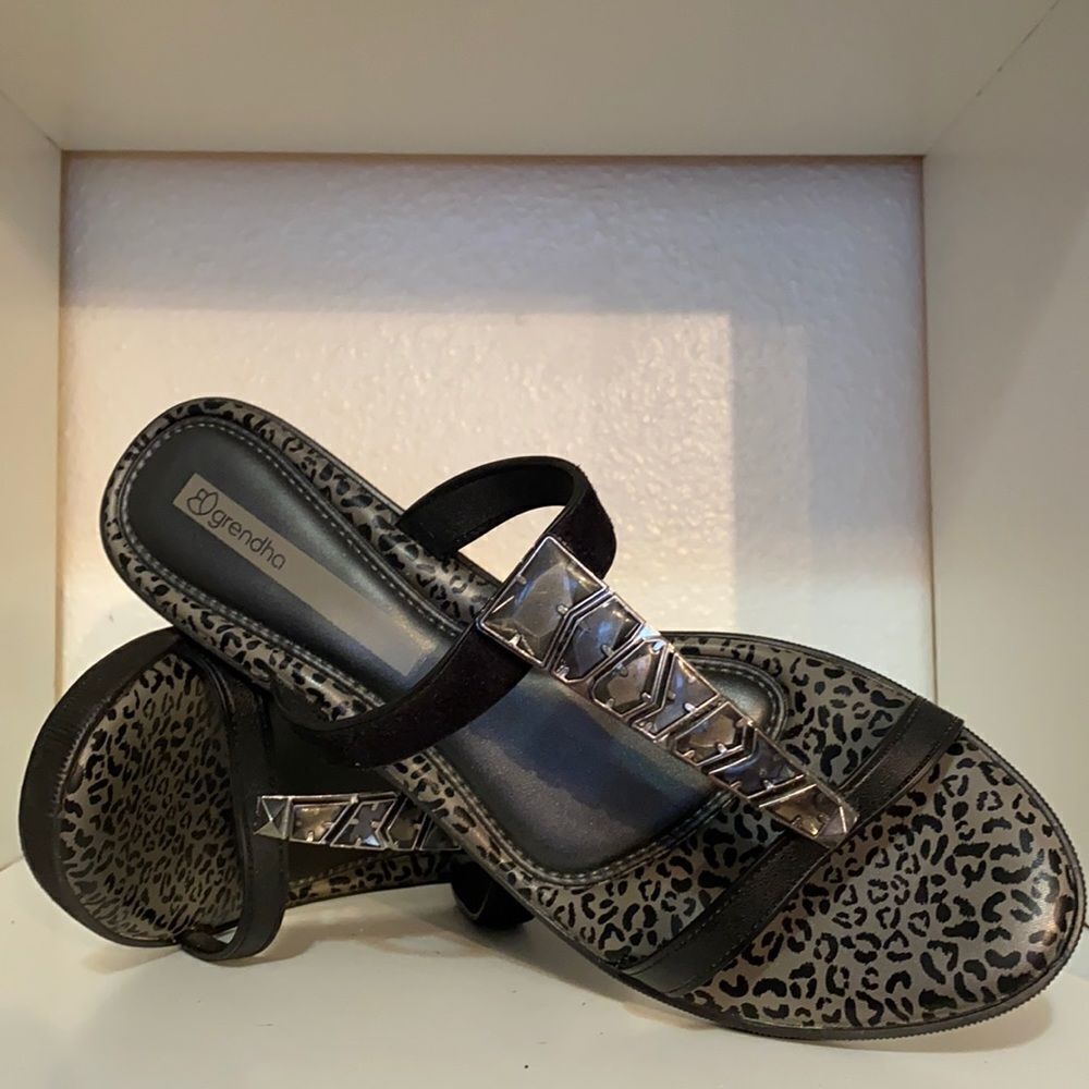 Grendha Womens Wedge Embellish Jewels Silver Pewter Animal Print Slip On Sandals